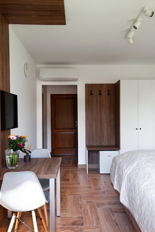 Hvt Comfort Apartments Mezokovesd Luaran gambar