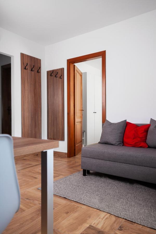 Hvt Comfort Apartments Mezokovesd Luaran gambar