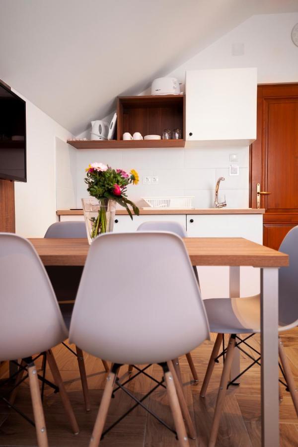 Hvt Comfort Apartments Mezokovesd Luaran gambar