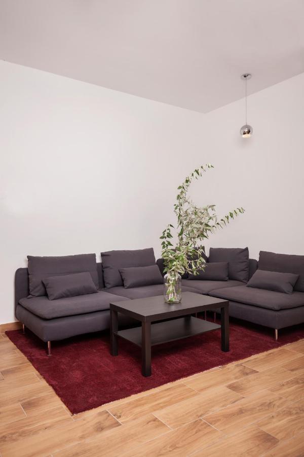 Hvt Comfort Apartments Mezokovesd Luaran gambar