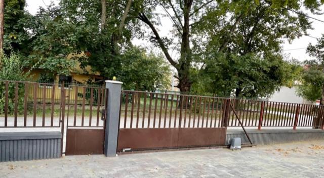 Hvt Comfort Apartments Mezokovesd Luaran gambar